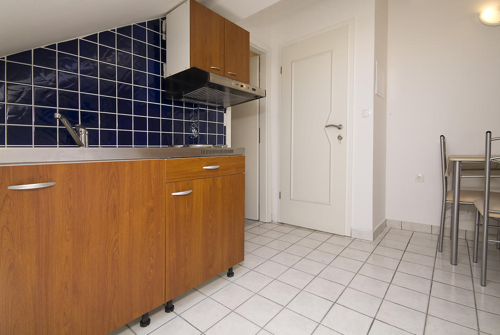 Apartment Nec